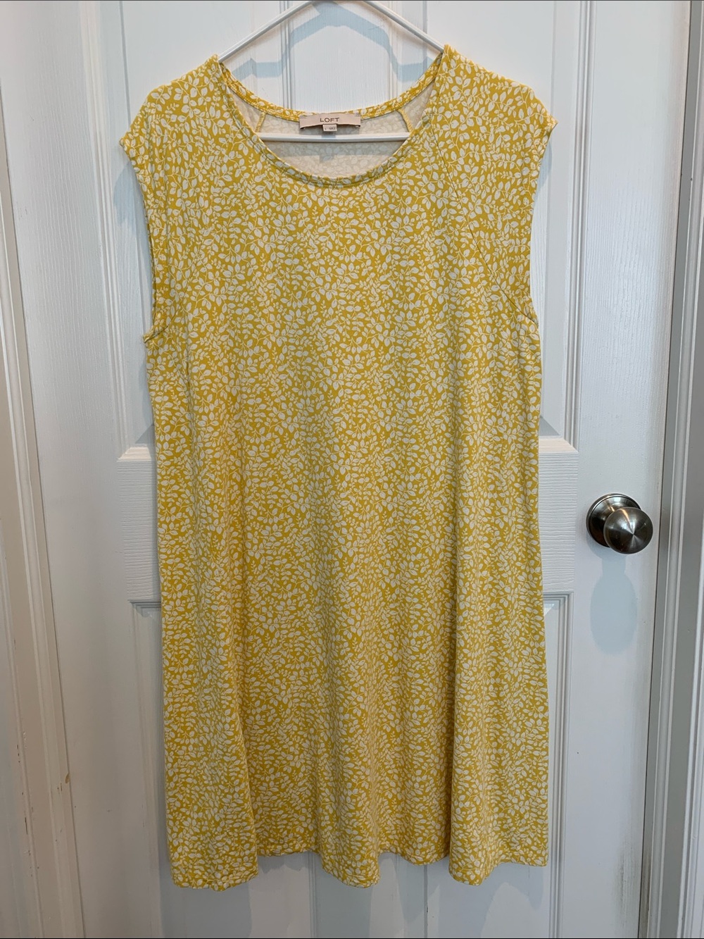 LOFT Yellow White Floral Cap-Sleeve Dress Large